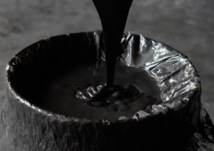 膠體石墨潤滑劑生產主要設備(圖1) 膠體石墨潤滑劑生產主要設備(圖1)